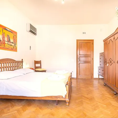 La Casa Della Giovy Apartment *