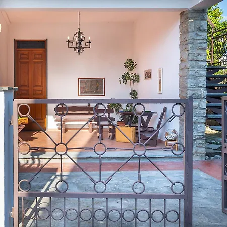 Apartment La Casa Della Giovy Viareggio